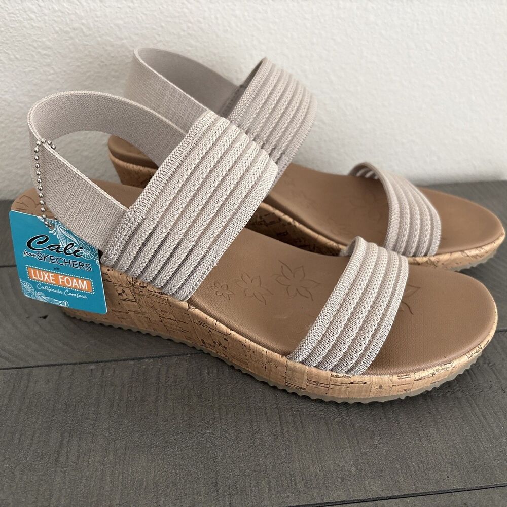 New! Cali From Skechers Luxe Foam California Comfort  Beige/Taupe Wedges Size 10